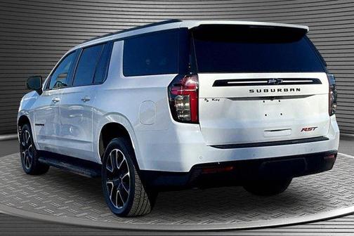 2024 Chevrolet Suburban RST