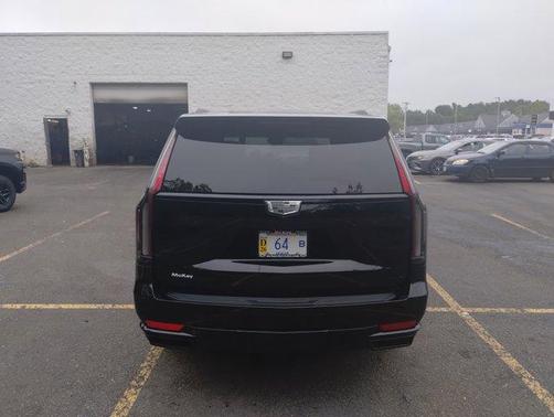 2024 Cadillac Escalade Sport