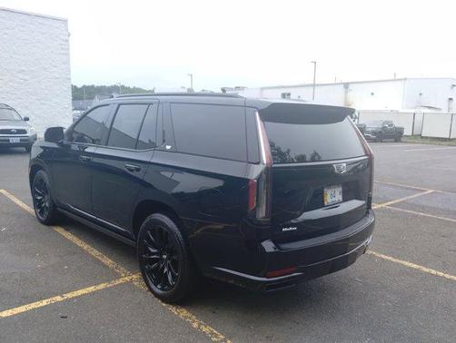 2024 Cadillac Escalade Sport