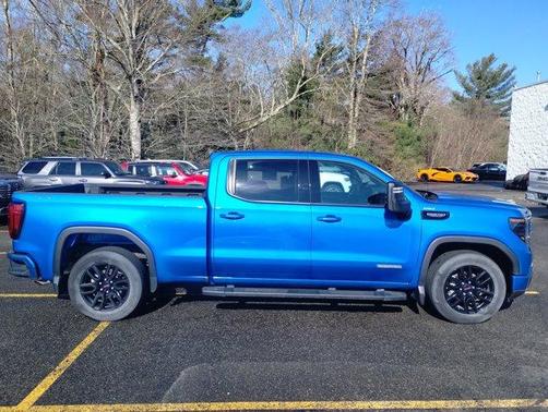 2023 GMC Sierra 1500 Elevation