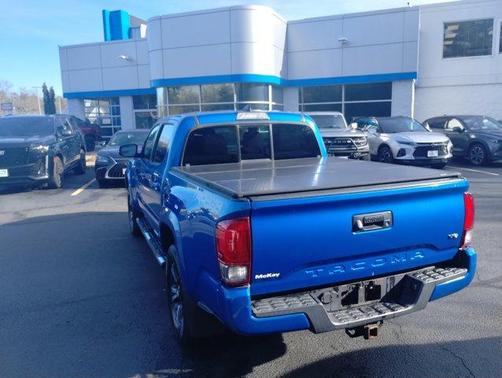 2016 Toyota Tacoma TRD Sport
