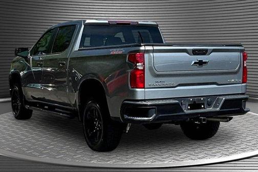 Sterling Gray Metallic 2024 Chevrolet Silverado 1500 Custom Trail Boss