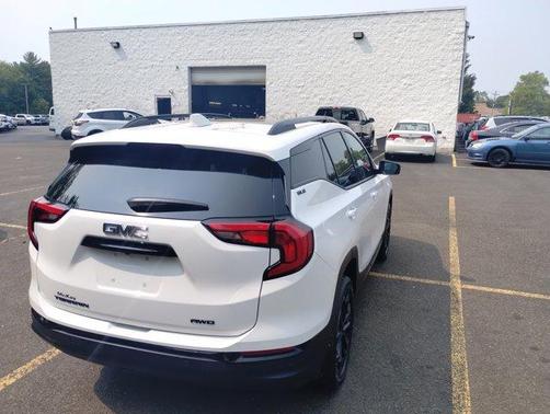 2021 GMC Terrain SLE