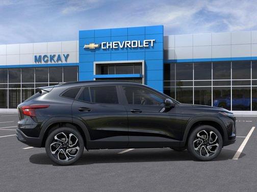 Mosaic Black Metallic 2026 Chevrolet Trax 2RS