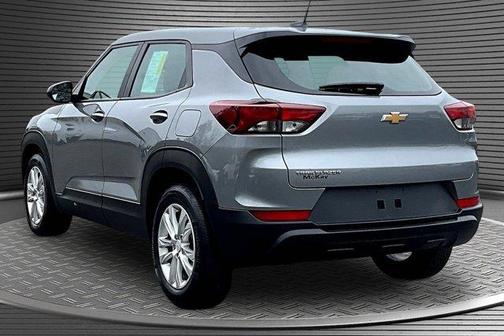 Sterling Gray Metallic 2023 Chevrolet Trailblazer LS