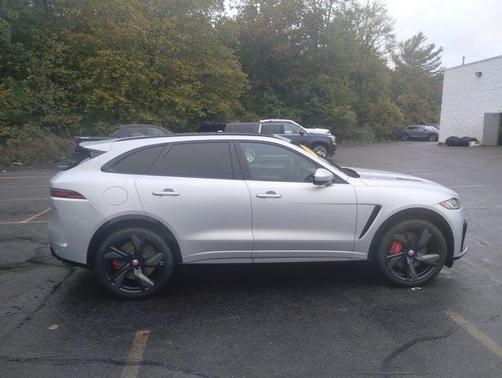2023 Jaguar F-PACE SVR