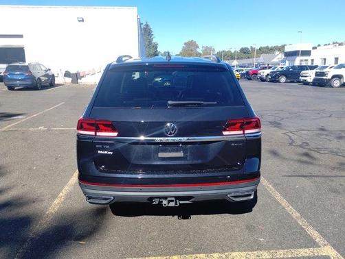 2023 Volkswagen Atlas 3.6L SE w/Technology