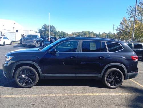 2023 Volkswagen Atlas 3.6L SE w/Technology
