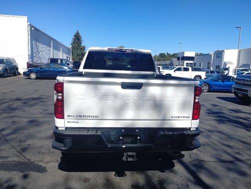 2022 Chevrolet Silverado 2500 Custom