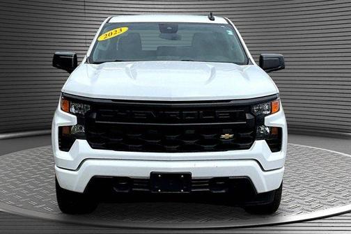 Summit White 2023 Chevrolet Silverado 1500 Custom