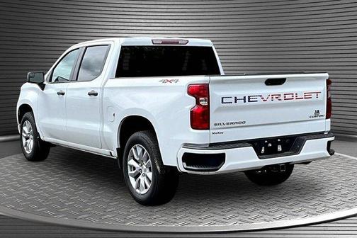 Summit White 2023 Chevrolet Silverado 1500 Custom