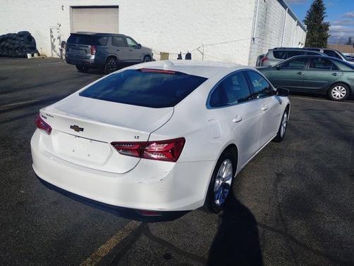 2022 Chevrolet Malibu LT