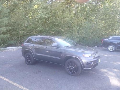 2017 Jeep Grand Cherokee Altitude