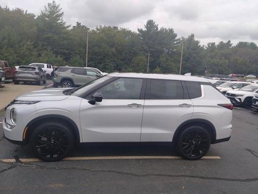 2022 Mitsubishi Outlander