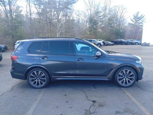 2021 BMW X7 M50i