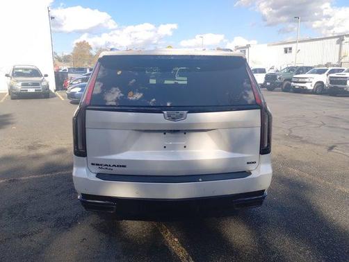 2021 Cadillac Escalade Sport