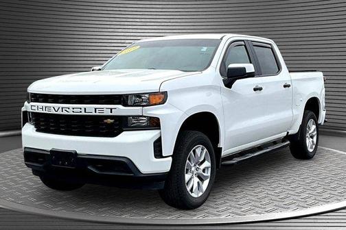 Summit White 2019 Chevrolet Silverado 1500 Custom