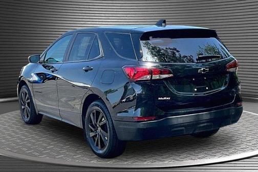 Mosaic Black Metallic 2023 Chevrolet Equinox LS