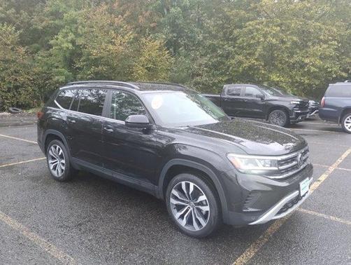2022 Volkswagen Atlas 3.6L SE w/Technology
