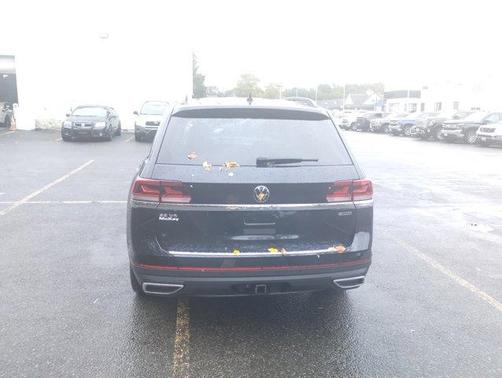 2022 Volkswagen Atlas 3.6L SE w/Technology