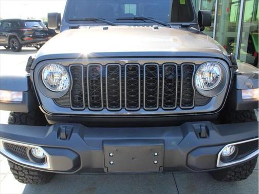 2025 Jeep Gladiator High Tide