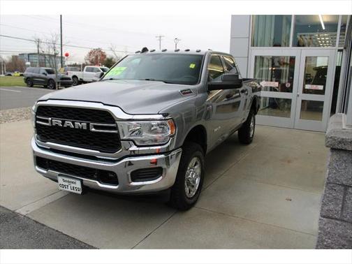 2021 RAM 2500 Tradesman Crew Cab 4x4 64' Box