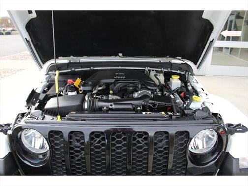 2021 Jeep Gladiator Willys 4x4