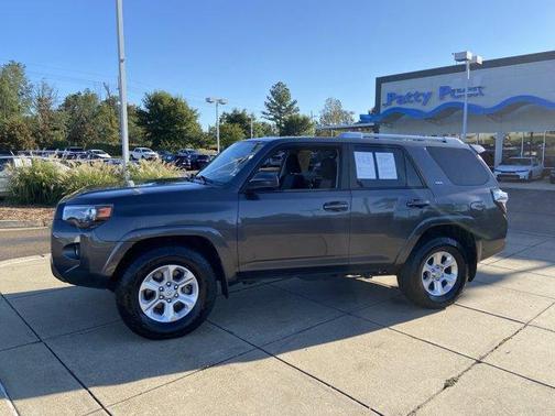 2018 Toyota 4Runner SR5