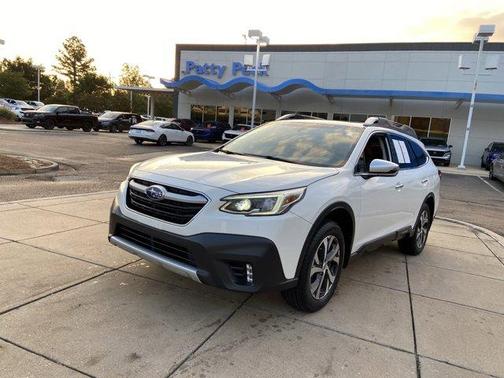 2022 Subaru Outback Touring
