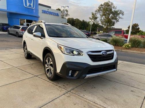 2022 Subaru Outback Touring