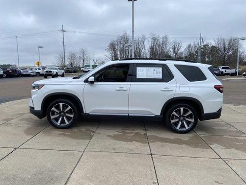 2023 Honda Pilot Touring