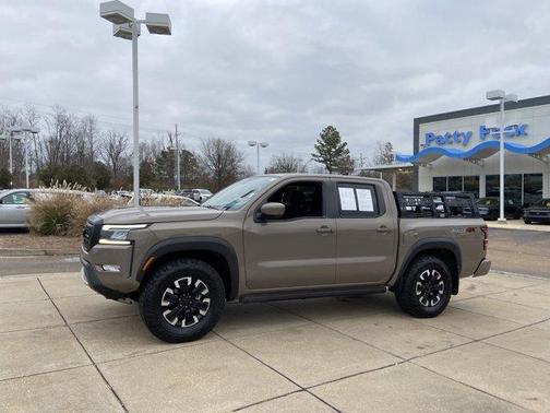 2023 Nissan Frontier PRO-4X