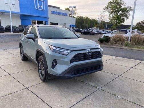 2022 Toyota RAV4 Hybrid XLE Premium