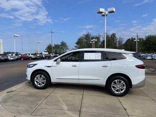 2020 Buick Enclave Essence