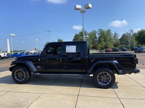 2020 Jeep Gladiator Overland