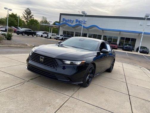 R 569M 2023 Honda Accord Hybrid Sport-L