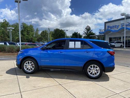 Rip Tide Blue 2024 Chevrolet Equinox LS