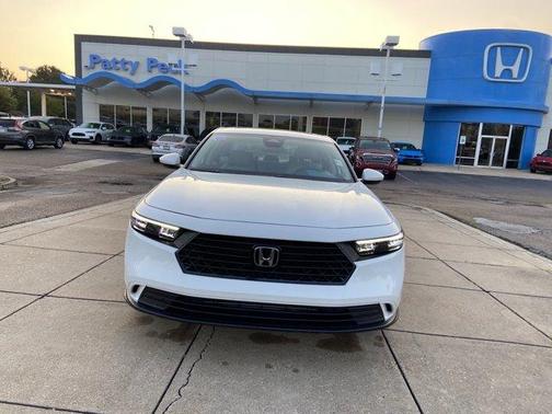 Platinum White Pearl 2024 Honda Accord EX