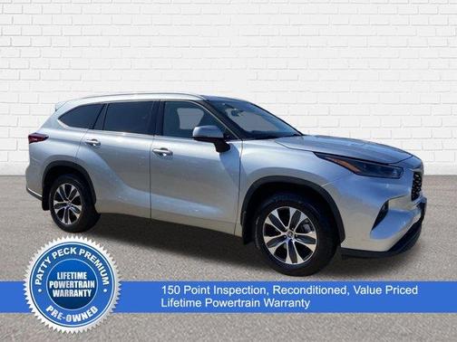 2022 Toyota Highlander Hybrid XLE