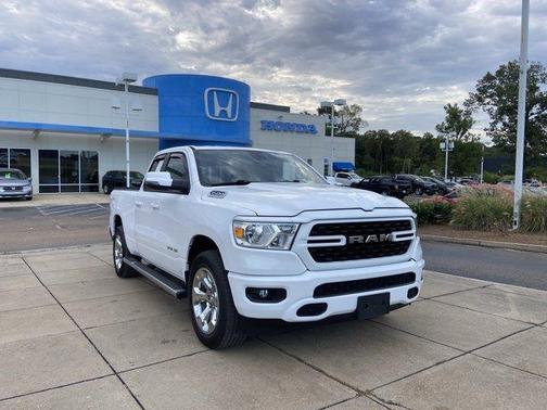 Bright White Clearcoat 2023 RAM 1500 Big Horn