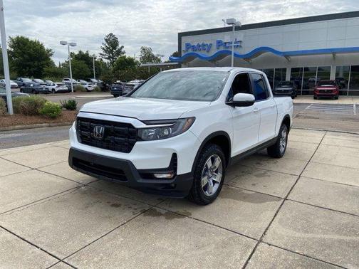 Platinum White Pearl 2026 Honda Ridgeline RTL