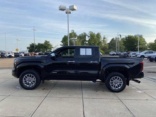 2025 Toyota Tacoma Hybrid LIMITED