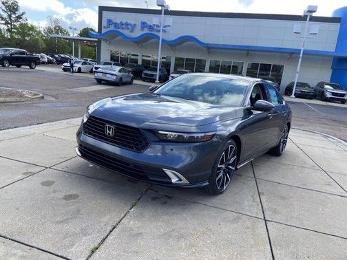 Meteorite Gray Metallic 2026 Honda Accord Hybrid Touring