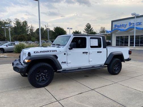2021 Jeep Gladiator Sport