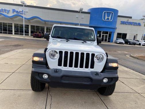 2021 Jeep Gladiator Sport