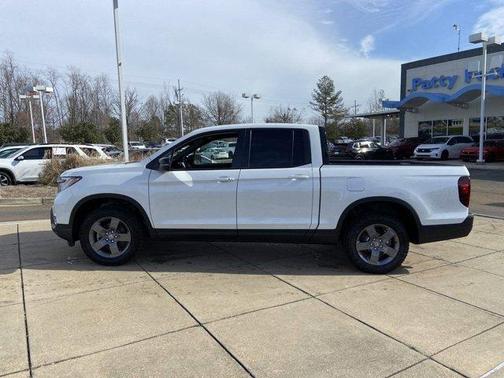 Platinum White Pearl 2026 Honda Ridgeline TrailSport