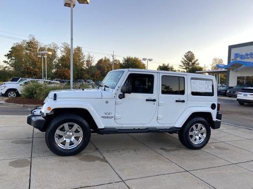 2016 Jeep Wrangler Unlimited Sahara