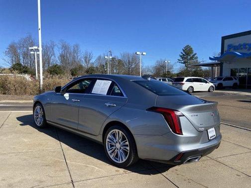 2024 Cadillac CT4 Premium Luxury