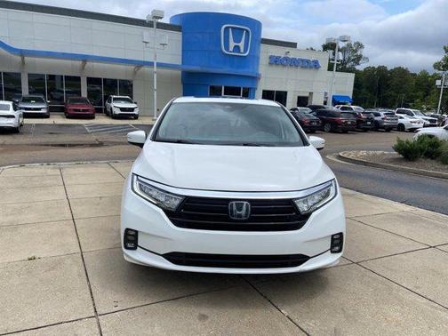 Platinum White Pearl 2024 Honda Odyssey EX-L