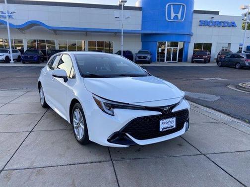 2023 Toyota Corolla Hatchback SE